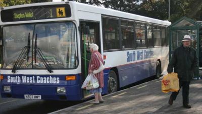 b_400_300_16777215_00_images_bus-in-shepton-cropped.jpg